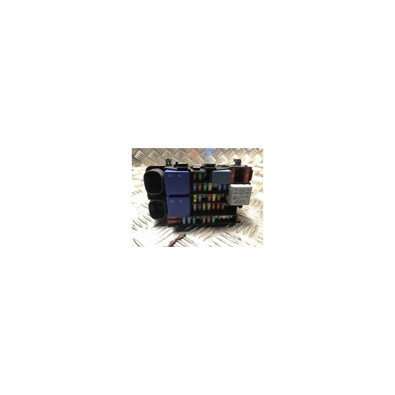 Porte fusible RENAULT SCENIC 3 PHASE 3 d’occasion