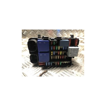 Porte fusible RENAULT SCENIC 3 PHASE 3 d’occasion
