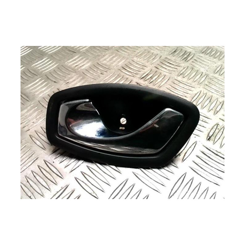 Poignee interieur arriere gauche RENAULT SCENIC 3 PHASE 2 d’occasion