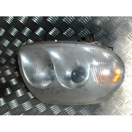 Optique avant principal droit (feux)(phare) RENAULT CLIO 2 PHASE 1 d’occasion