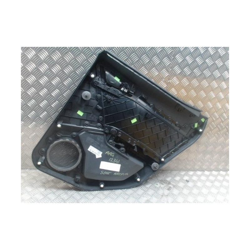 Panneau de porte arriere gauche SEAT ARONA PHASE 1 d’occasion