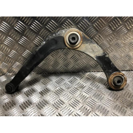 Triangle avant droit PEUGEOT 206 PHASE 1 BREAK d’occasion