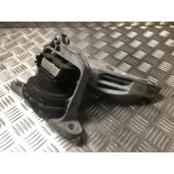 Support moteur droit RENAULT TRAFIC 3 COURT PHASE 2 d’occasion