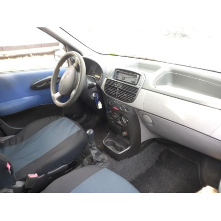 Tambour arriere droit FIAT PUNTO 2 PHASE 1 d’occasion