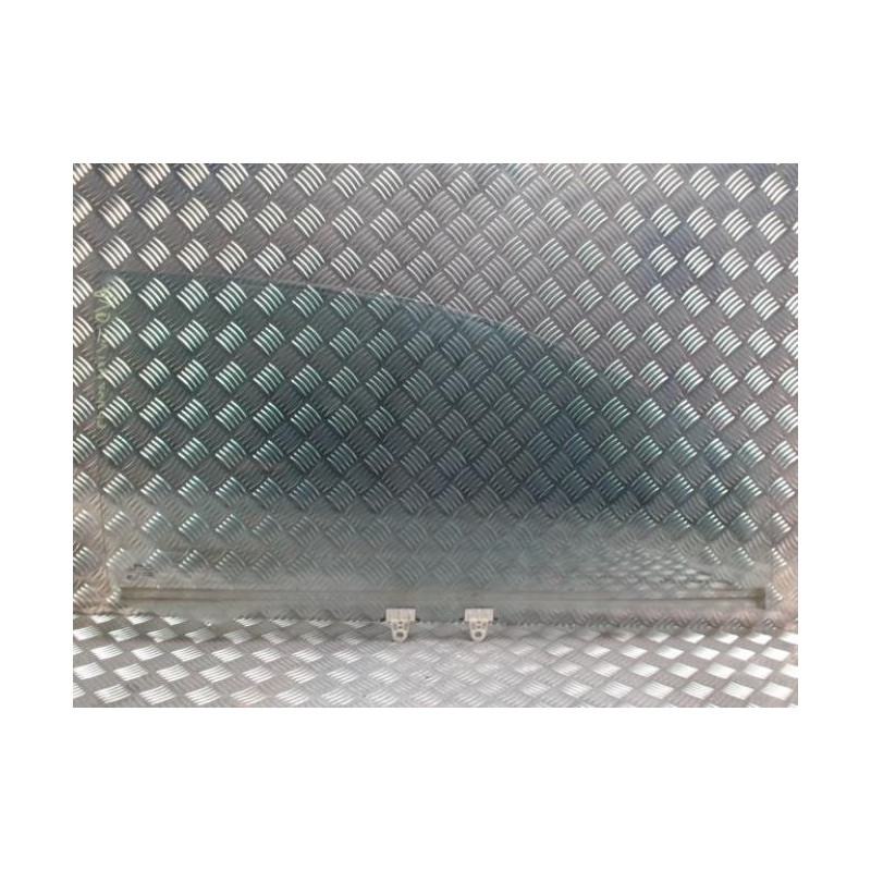 Vitre avant droit RENAULT TWINGO 2 PHASE 1 d’occasion
