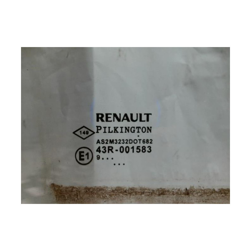 Vitre avant droit RENAULT TWINGO 2 PHASE 1 d’occasion