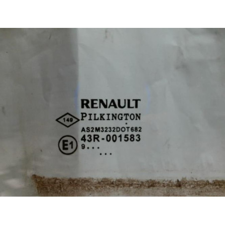 Vitre avant droit RENAULT TWINGO 2 PHASE 1 d’occasion