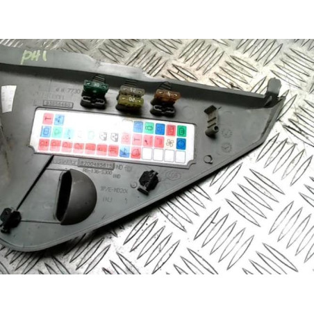 Vide poche avant gauche RENAULT TRAFIC 2 PHASE 1 d’occasion