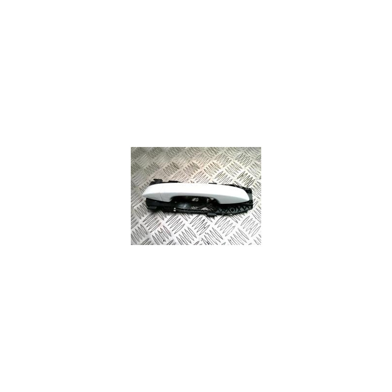 Poignee porte arriere gauche VOLKSWAGEN POLO 6 PHASE 1 d’occasion