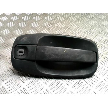 Poignee porte arriere gauche RENAULT TRAFIC 2 PHASE 1 d’occasion
