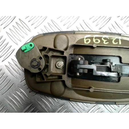 Poignee porte arriere gauche RENAULT TRAFIC 2 PHASE 1 d’occasion
