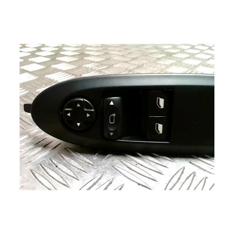 Interrupteur de leve vitre avant gauche CITROEN C4 2 PHASE 2 d’occasion