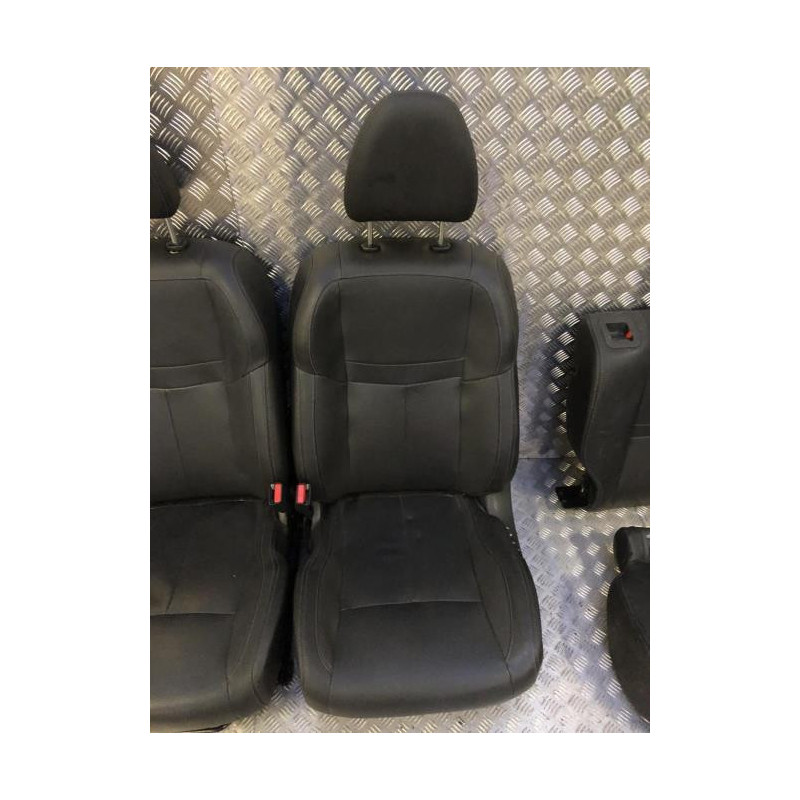 Interieur complet NISSAN QASHQAI 2 PHASE 1 d’occasion