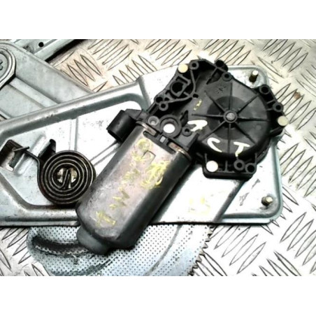 Leve vitre electrique avant gauche RENAULT TWINGO 1 PHASE 3 d’occasion