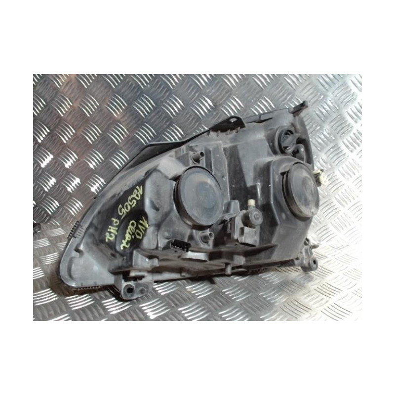 Optique avant principal droit (feux)(phare) RENAULT CLIO 2 PHASE 2 d’occasion