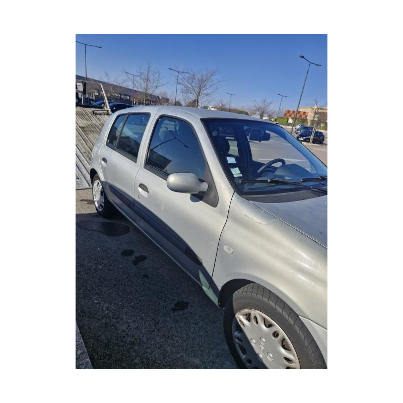 Volant RENAULT CLIO 2 PHASE 2 d’occasion