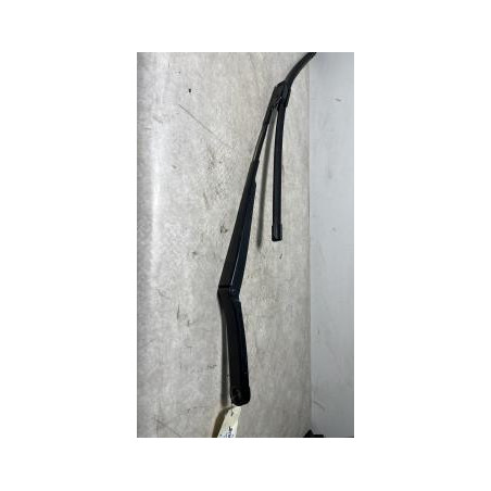 Bras essuie glace avant gauche VOLKSWAGEN SCIROCCO 3 PHASE 1 COUPE d’occasion