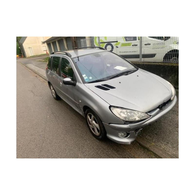 Etrier avant droit (freinage) PEUGEOT 206 PHASE 1 BREAK d’occasion