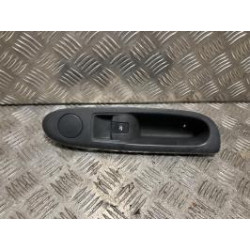 Interrupteur de leve vitre avant droit RENAULT CLIO 2 CAMPUS PHASE 2 d’occasion