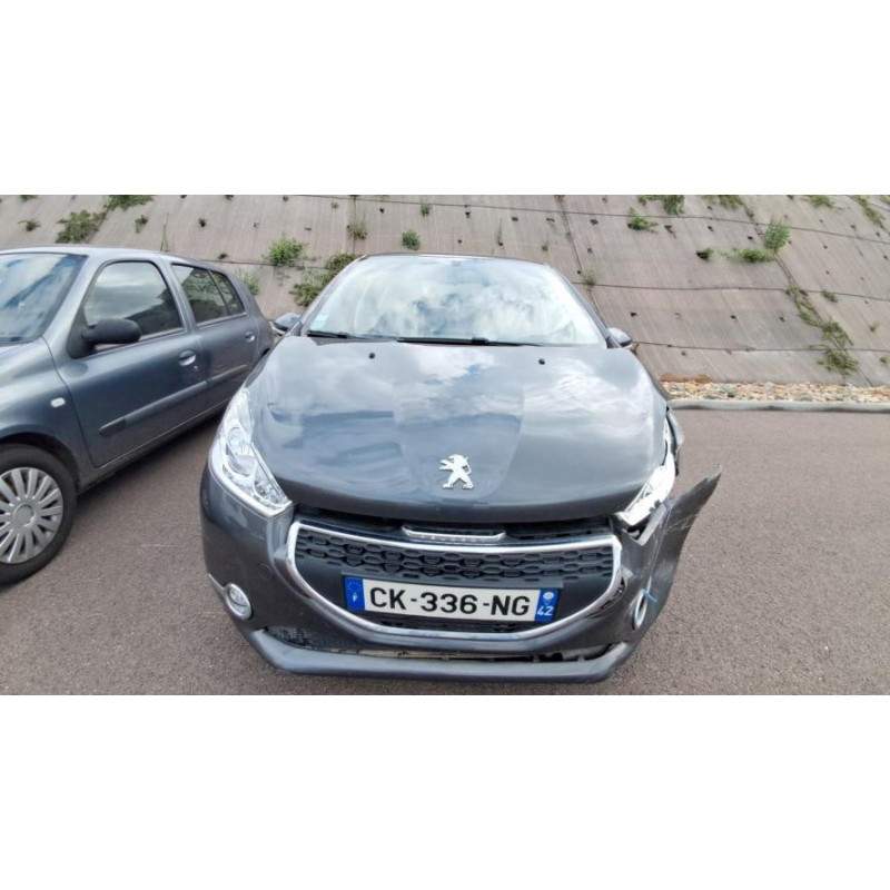 Bras essuie glace avant gauche PEUGEOT 208 1 PHASE 1 d’occasion