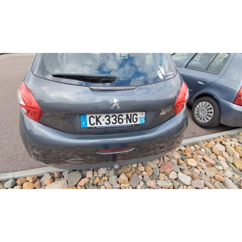 Bras essuie glace avant gauche PEUGEOT 208 1 PHASE 1 d’occasion