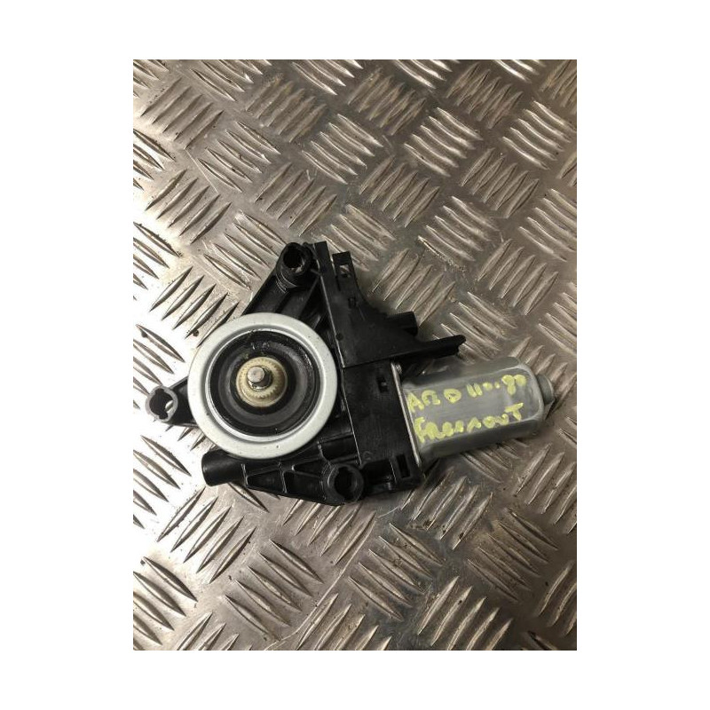 Moteur leve vitre arriere droit FIAT FREEMONT d’occasion