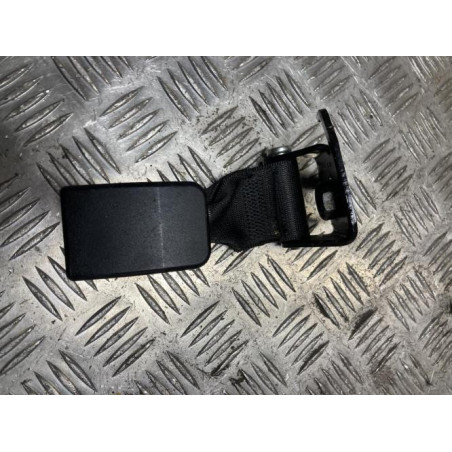 Attache ceinture arriere centrale RENAULT SCENIC 3 PHASE 3 d’occasion