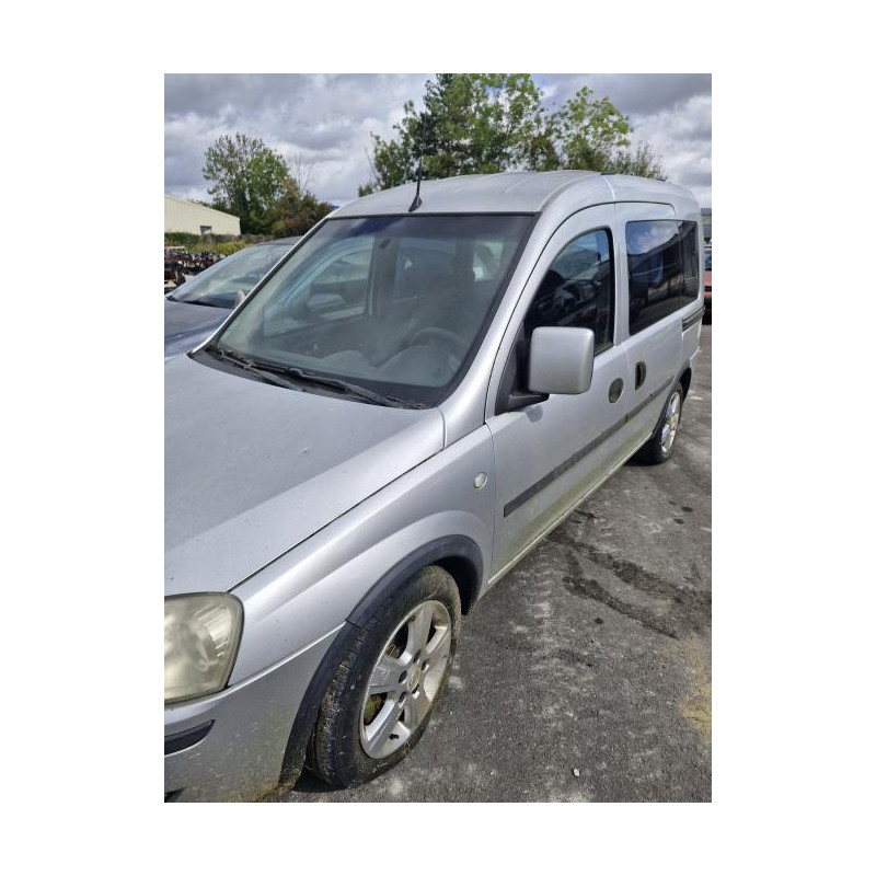 Optique avant principal droit (feux)(phare) OPEL COMBO C PHASE 2 d’occasion