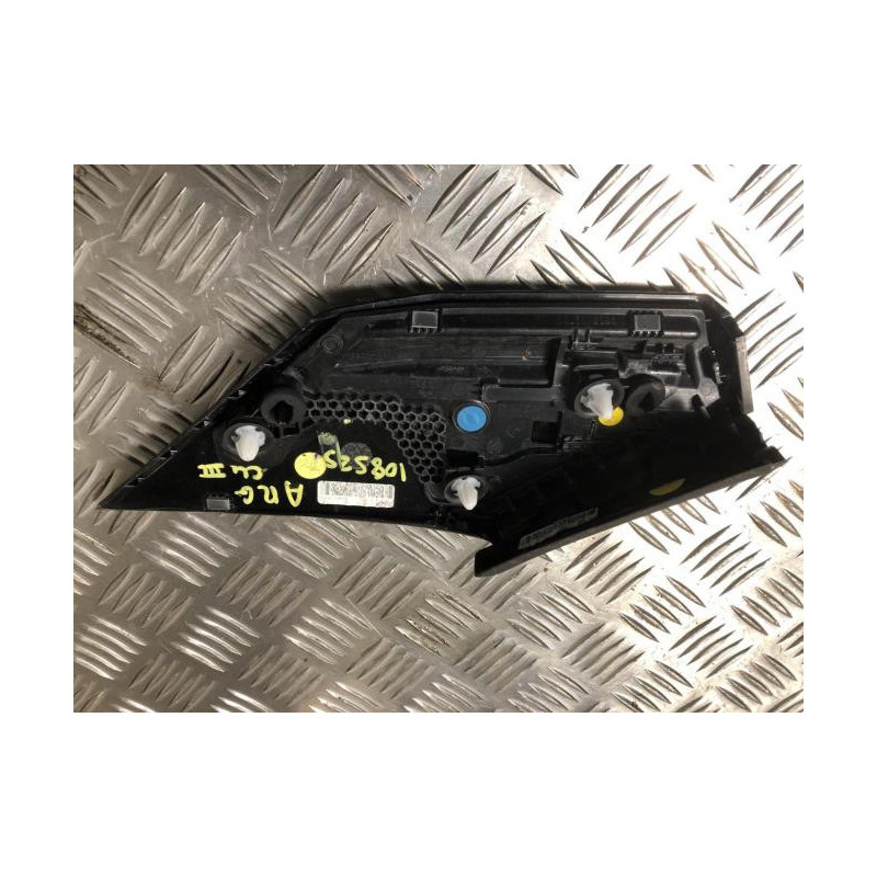 Catadioptre arriere gauche CITROEN C4 3 d’occasion