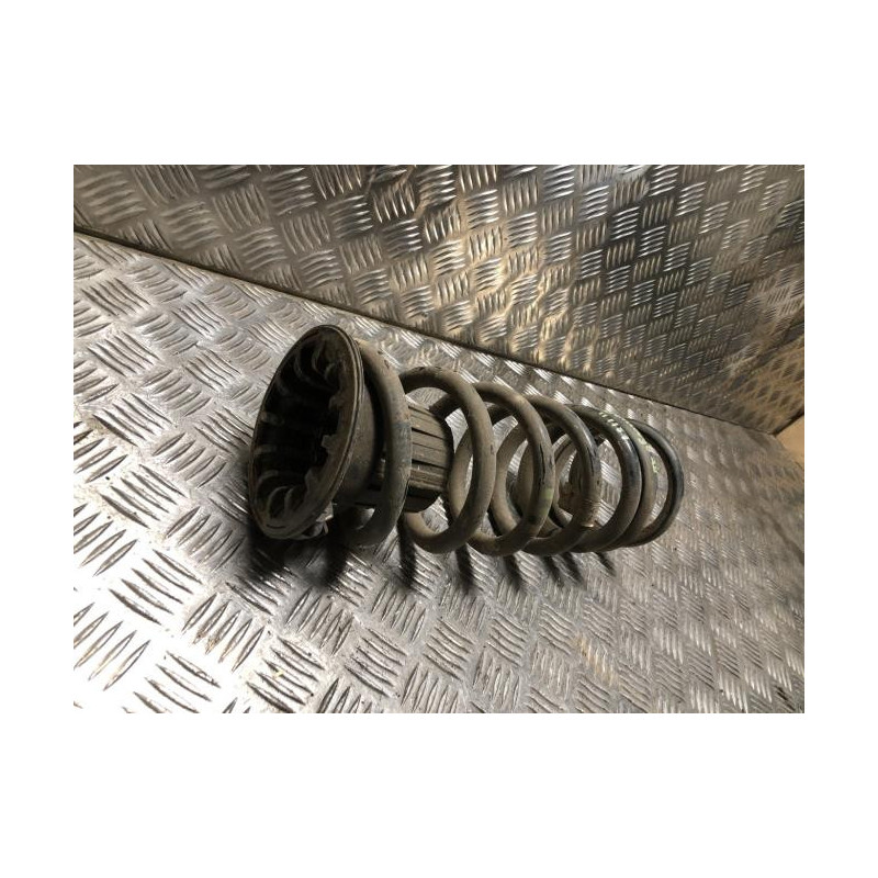 Ressort de suspension arriere droit CITROEN BERLINGO 3 M PHASE 1 d’occasion