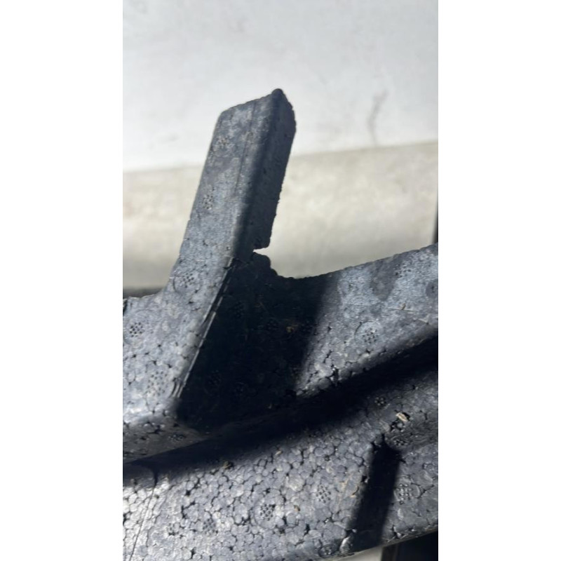 Absorbeur de pare choc avant VOLKSWAGEN SCIROCCO 3 PHASE 1 COUPE d’occasion
