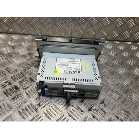 Ecran GPS RENAULT CLIO 4 PHASE 1 d’occasion