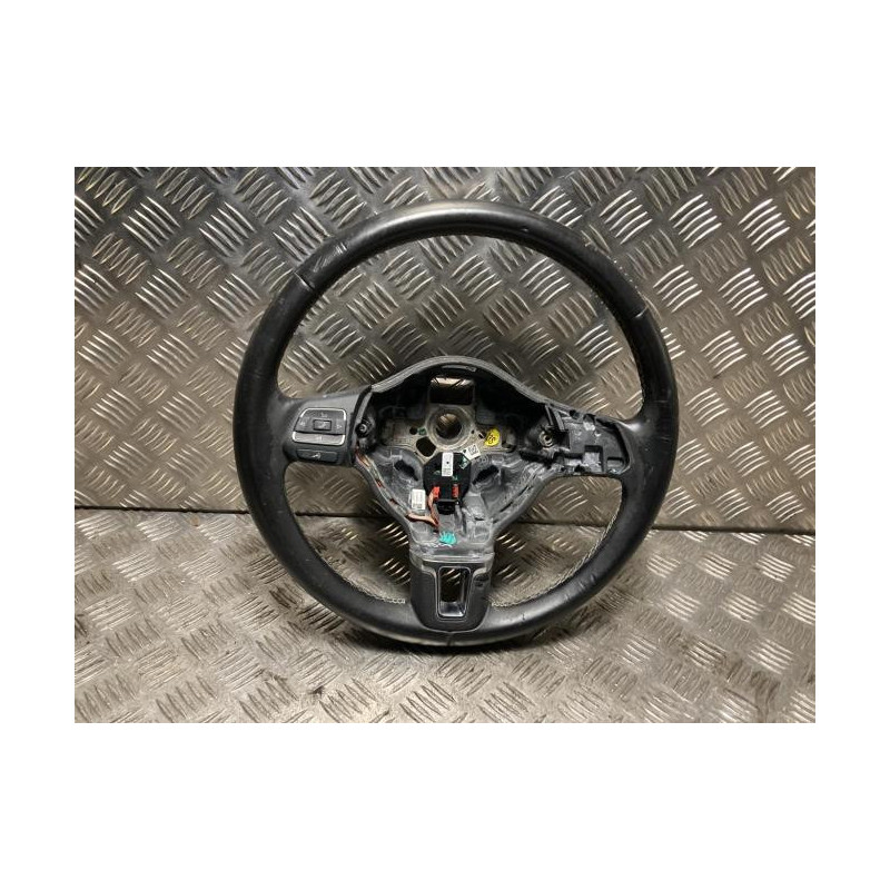 Volant VOLKSWAGEN POLO 5 PHASE 1 d’occasion