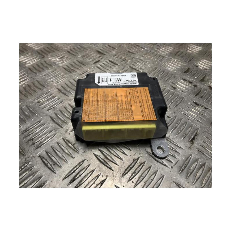 Boitier air bag NISSAN QASHQAI 2 PHASE 1 d’occasion
