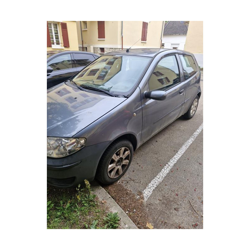 Pare choc avant FIAT PUNTO 2 PHASE 2 d’occasion