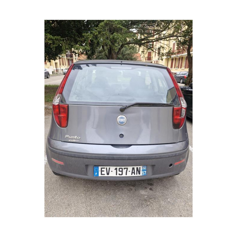 Pare choc avant FIAT PUNTO 2 PHASE 2 d’occasion