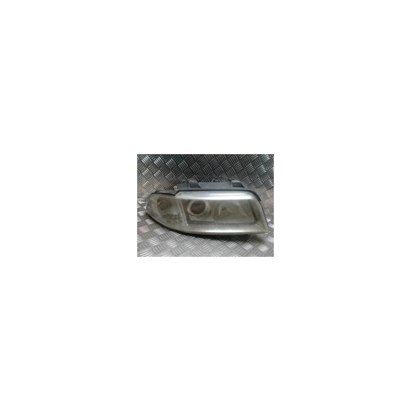 Optique avant principal droit (feux)(phare) AUDI A4 1 PHASE 2 d’occasion
