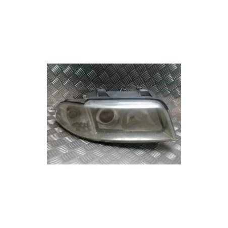 Optique avant principal droit (feux)(phare) AUDI A4 1 PHASE 2 d’occasion
