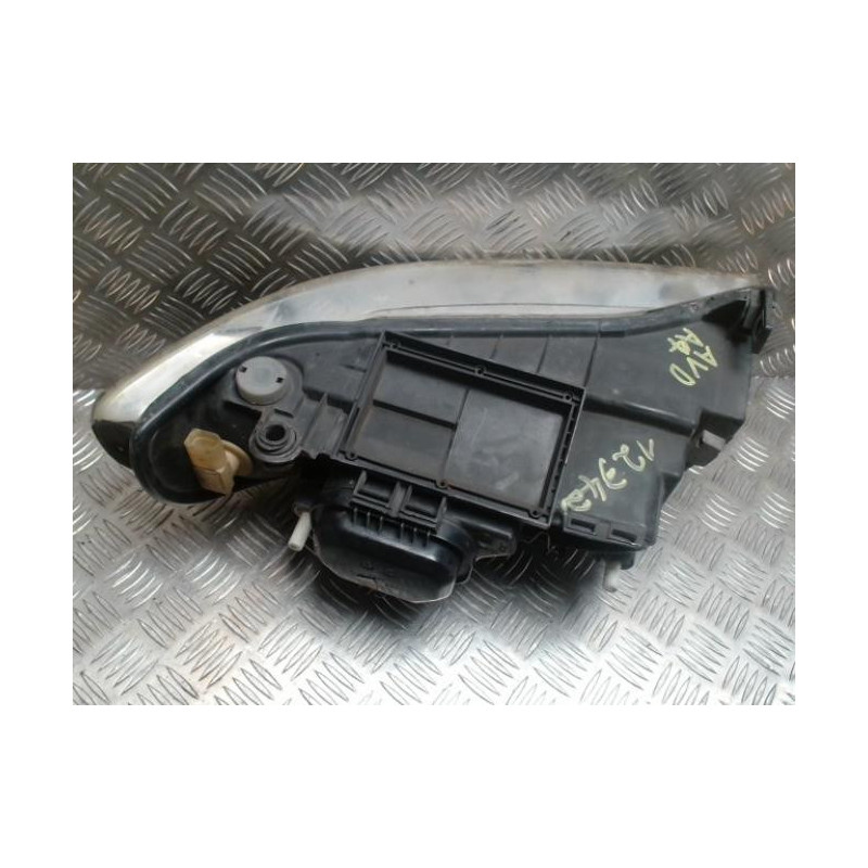 Optique avant principal droit (feux)(phare) AUDI A4 1 PHASE 2 d’occasion