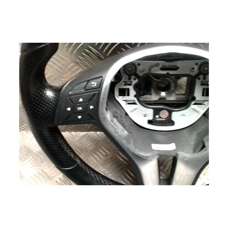 Volant MERCEDES CLASSE C 204 PHASE 2 COUPE d’occasion