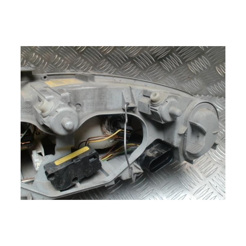Optique avant principal droit (feux)(phare) ALFA ROMEO 147 PHASE 1 d’occasion