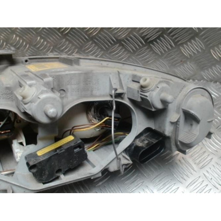 Optique avant principal droit (feux)(phare) ALFA ROMEO 147 PHASE 1 d’occasion