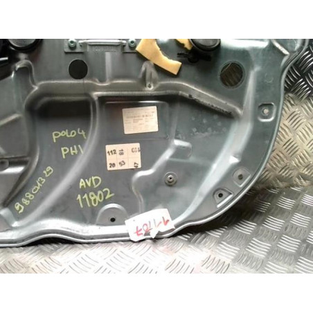 Leve vitre electrique avant droit VOLKSWAGEN POLO 4 PHASE 1 d’occasion