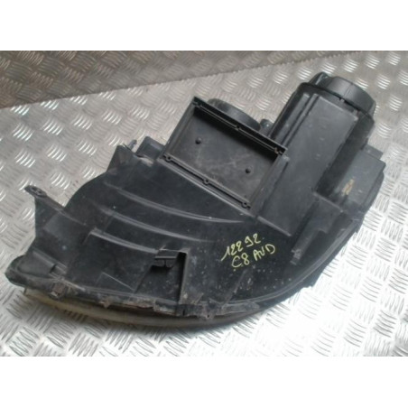 Optique avant principal droit (feux)(phare) CITROEN C8 d’occasion