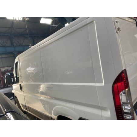 Calandre PEUGEOT  d’occasion