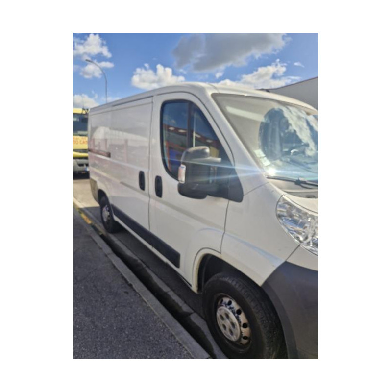 Calandre PEUGEOT  d’occasion