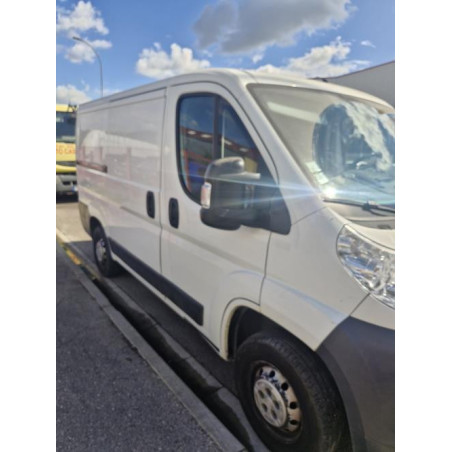 Calandre PEUGEOT  d’occasion