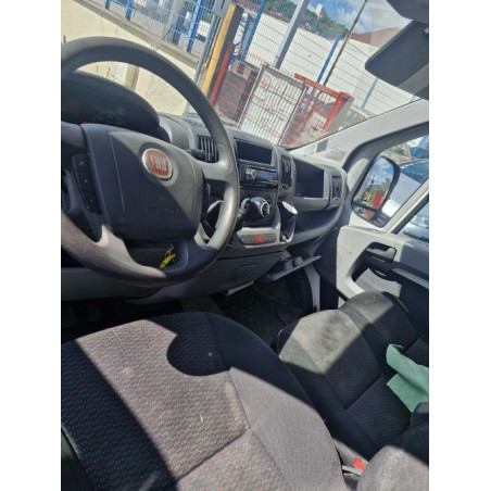 Calandre PEUGEOT  d’occasion