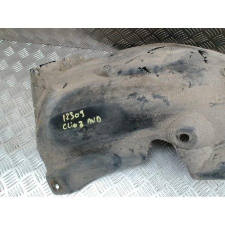 Pare boue avant droit RENAULT CLIO 3 PHASE 1 BREAK d’occasion