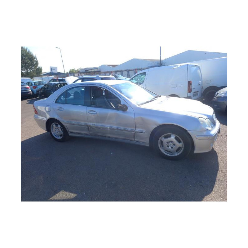 Attelage (boule de remorquage) MERCEDES CLASSE C 203 PHASE 2 d’occasion